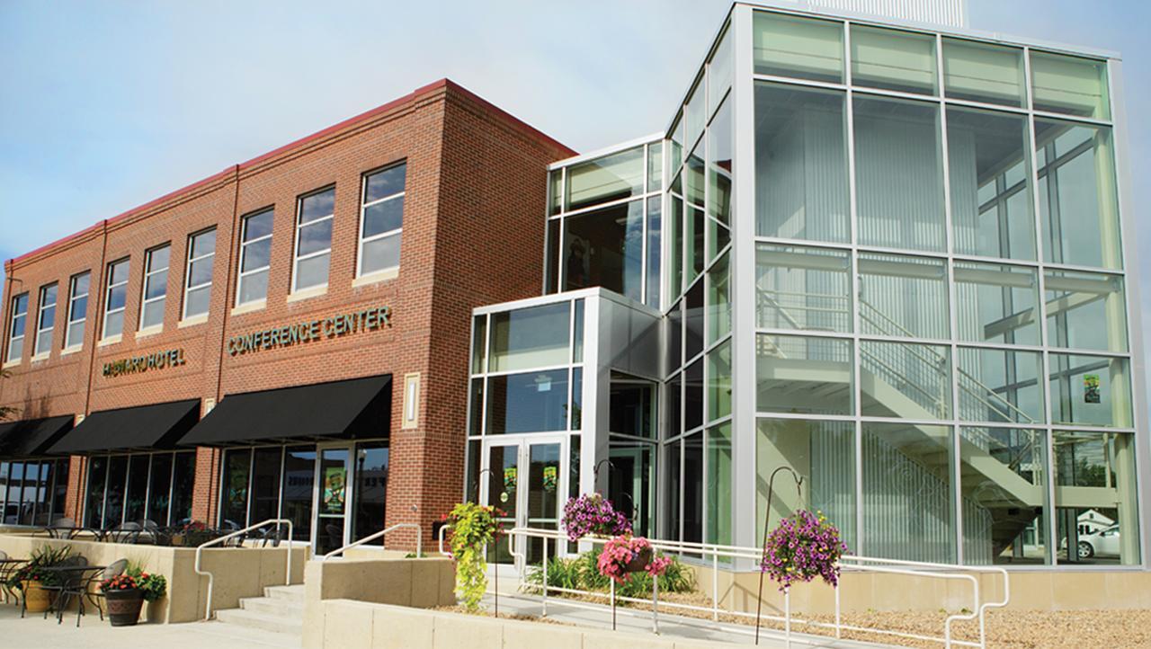 Watercrest Hotel And Conference Center Howard Exterior photo